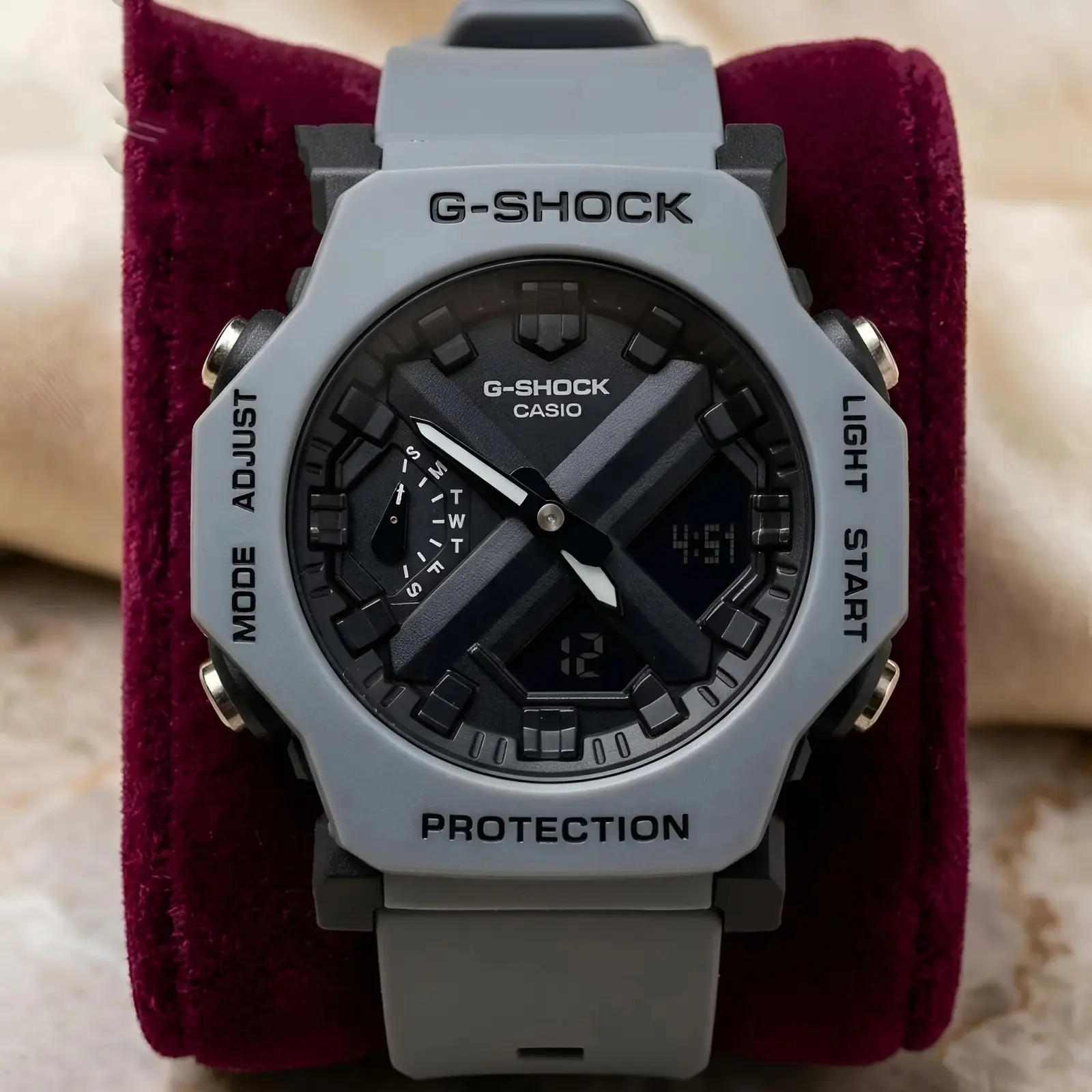 G-Shock Cross Black Grey (GSST28)