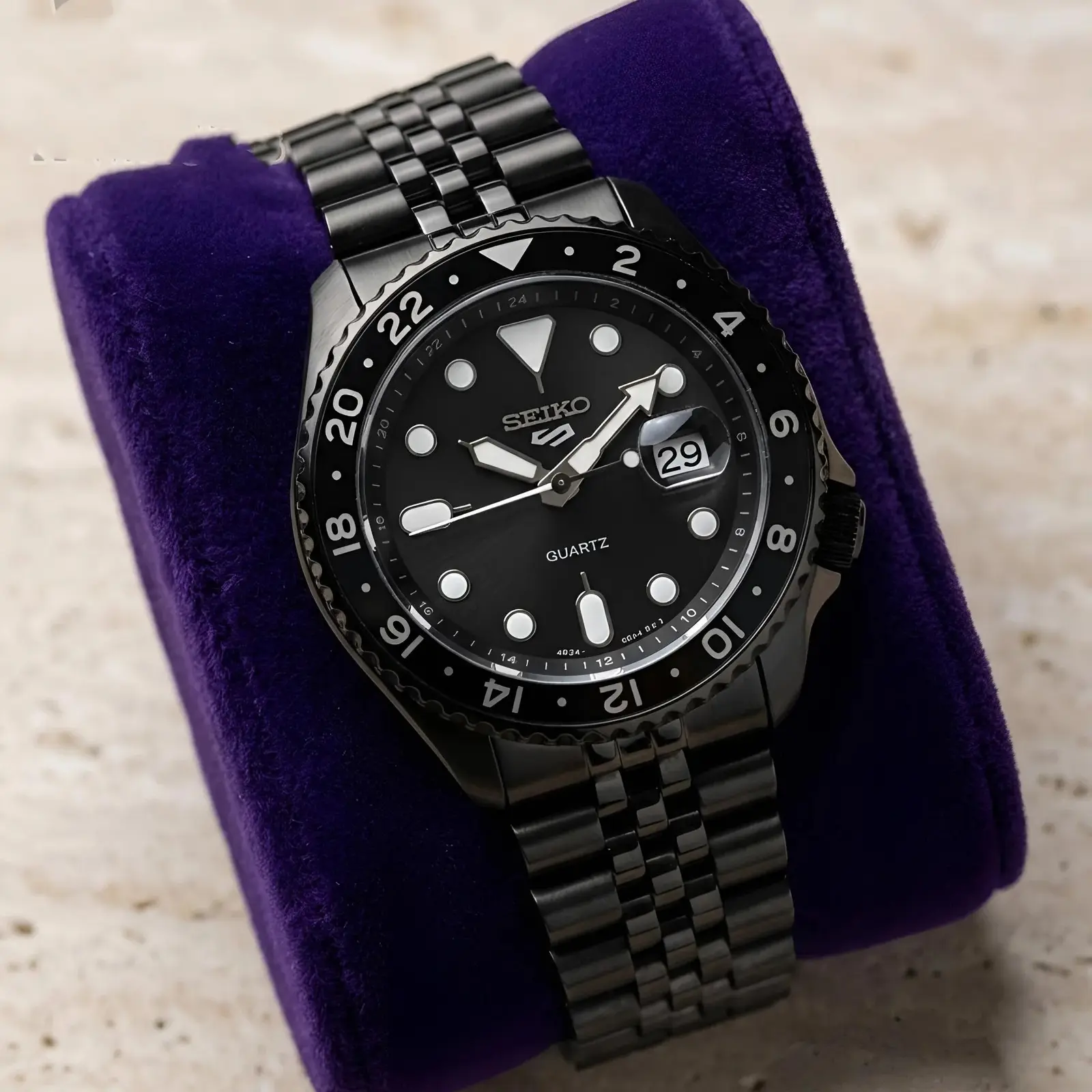 Seiko Full Black (SKP14)
