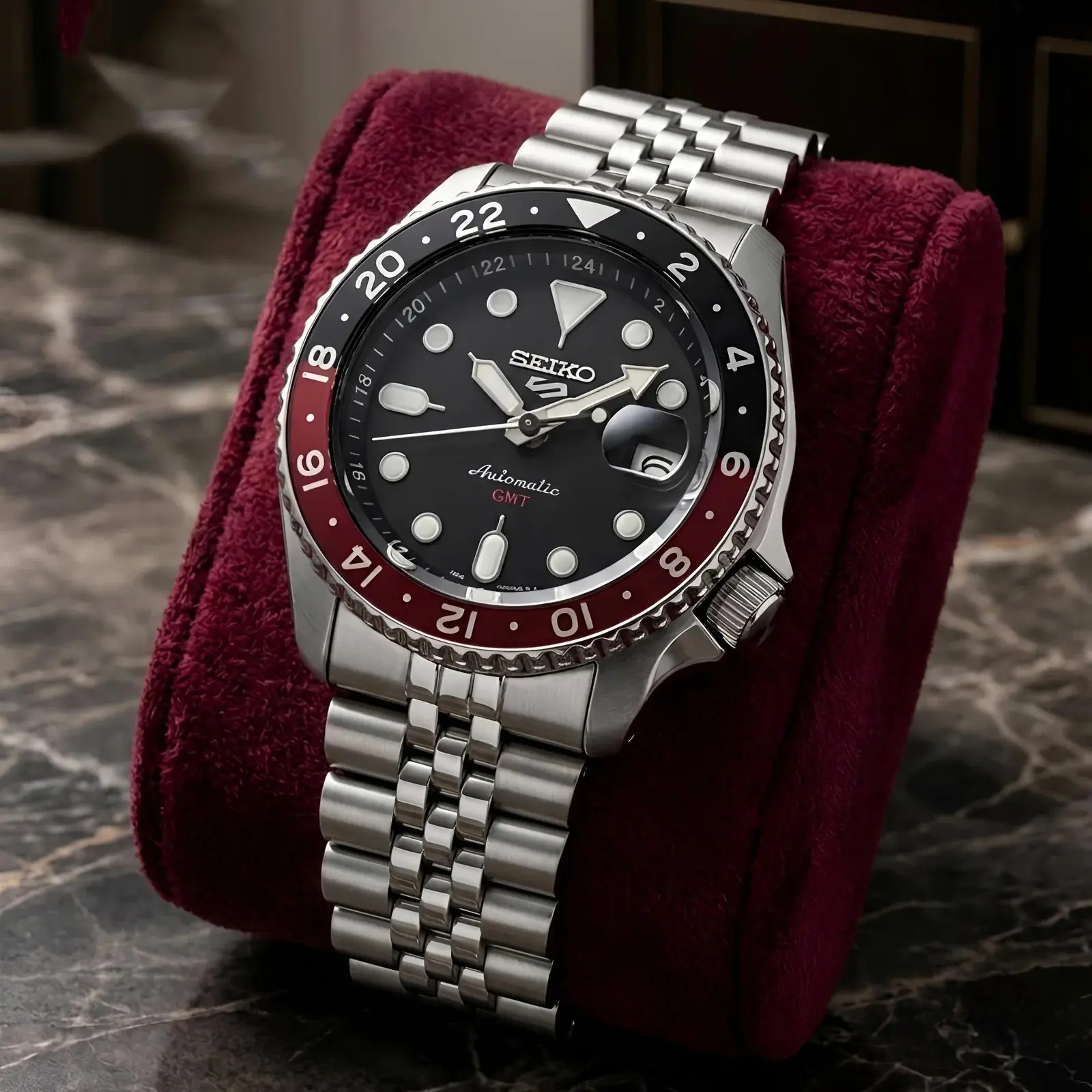 Seiko Silver Dark Red Black (SKP6)